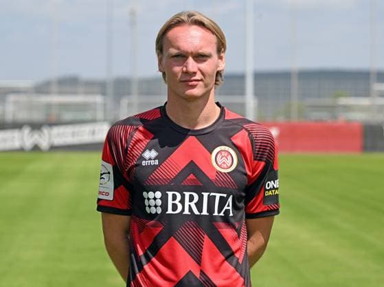 17.07.2025, xjhx, Fussball 3.Liga, SV Wehen Wiesbaden - Fototermin Saison 2025 26, Ryan Johansson; SV Wehen Wiesbaden; 3.Liga, Porträttermin 2025 2026 Wiesbaden