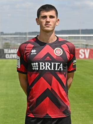 17.07.2025, xjhx, Fussball 3.Liga, SV Wehen Wiesbaden - Fototermin Saison 2025 26, Moritz Flotho ; SV Wehen Wiesbaden; 3.Liga, Porträttermin 2025 2026 Wiesbaden