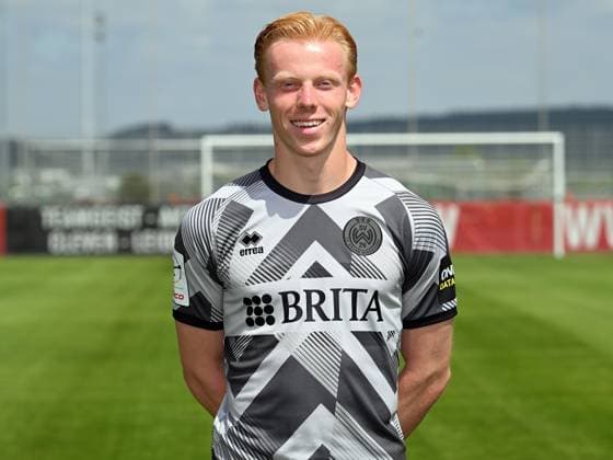 17.07.2025, xjhx, Fussball 3.Liga, SV Wehen Wiesbaden - Fototermin Saison 2025 26, Finn Ludwig ; SV Wehen Wiesbaden; 3.Liga, Porträttermin 2025 2026 Wiesbaden