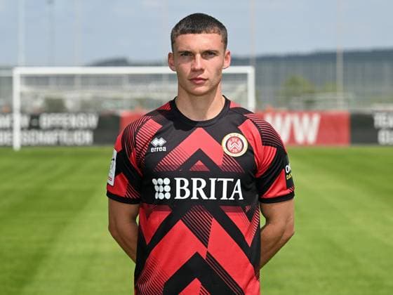 17.07.2025, xjhx, Fussball 3.Liga, SV Wehen Wiesbaden - Fototermin Saison 2025 26, Niklas May ; SV Wehen Wiesbaden; 3.Liga, Porträttermin 2025 2026 Wiesbaden