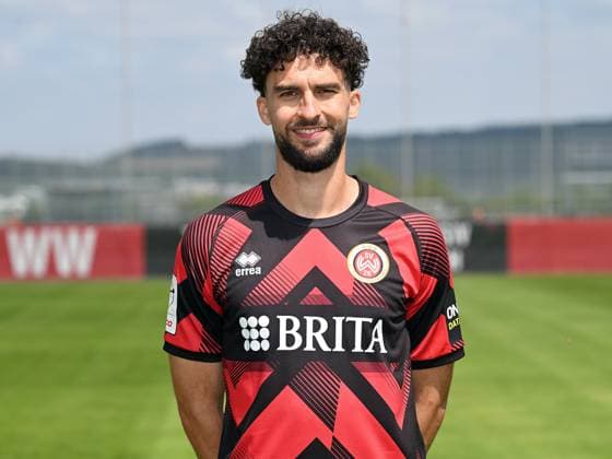 17.07.2025, xjhx, Fussball 3.Liga, SV Wehen Wiesbaden - Fototermin Saison 2025 26, Nikolas Agrafiotis; SV Wehen Wiesbaden; 3.Liga, Porträttermin 2025 2026 Wiesbaden