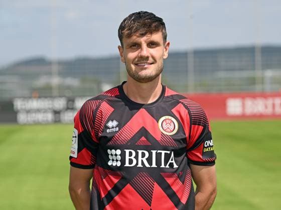 17.07.2025, xjhx, Fussball 3.Liga, SV Wehen Wiesbaden - Fototermin Saison 2025 26, Gino Fechner; SV Wehen Wiesbaden; 3.Liga, Porträttermin 2025 2026 Wiesbaden