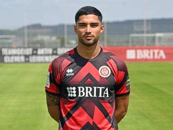 17.07.2025, xjhx, Fussball 3.Liga, SV Wehen Wiesbaden - Fototermin Saison 2025 26, Simon Stehle; SV Wehen Wiesbaden; 3.Liga, Porträttermin 2025 2026 Wiesbaden