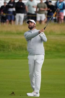 The 153rd Open Championship 2025 Scottie Scheffler In action on the 1st hole the 2nd day The 153rd Open Championship, Royal Portrush Golf Club (Dunluce Links) in Portrush, County Antrim, Northern Ireland, from Thursday, 17 July to Sunday, 20 July 2025. Copyright: xMarkxNewcombex