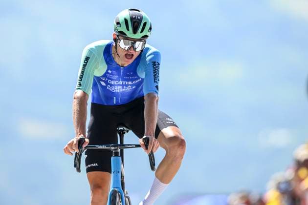 Tour de France 2025 Stage 13 PEYRAGUDES, FRANCE - JULY 18 : Gall Felix (GER) of Decathlon AG2R La Mondiale Team at the finish line during stage 13 of the 112th edition of Tour de France an UCI World Tour 2.UWT Individual Time Trial stage for Men Elite of 11 km with start in Loudenvielle and finish in Peyragudes on July 18, 2025 in Peyragudes, France, 18 07 2025 ( Motordriver Kenny Verfaillie - Peyragudes France  Copyright: xVincentxKalutx