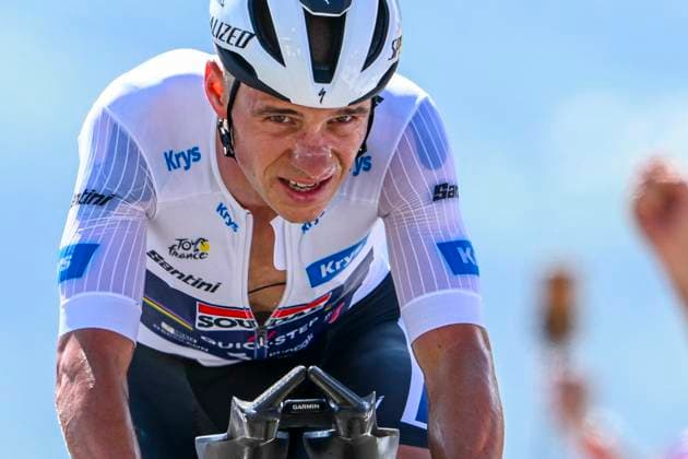 Tour de France 2025 Stage 13 PEYRAGUDES, FRANCE - JULY 18 : Evenepoel Remco (BEL) of Soudal - Quick Step at the finish line during stage 13 of the 112th edition of Tour de France an UCI World Tour 2.UWT Individual Time Trial stage for Men Elite of 11 km with start in Loudenvielle and finish in Peyragudes on July 18, 2025 in Peyragudes, France, 18 07 2025 ( Motordriver Kenny Verfaillie - Peyragudes France  Copyright: xVincentxKalutx