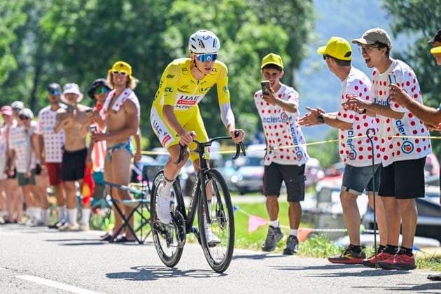 Tour de France 2025 Stage 13 PEYRAGUDES, FRANCE - JULY 18 : Pogacar Tadej (SLO) of UAE Team Emirates - XRG in action during stage 13 of the 112th edition of Tour de France an UCI World Tour 2.UWT Individual Time Trial stage for Men Elite of 11 km with start in Loudenvielle and finish in Peyragudes on July 18, 2025 in Peyragudes, France, 18 07 2025 ( Motordriver Kenny Verfaillie - Peyragudes France  Copyright: xJanxDexMeuleneirx