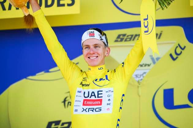 Tour de France 2025 Stage 13 PEYRAGUDES, FRANCE - JULY 18 : Pogacar Tadej (SLO) of UAE Team Emirates - XRG on the podium with the yellow jersey during stage 13 of the 112th edition of Tour de France an UCI World Tour 2.UWT Individual Time Trial stage for Men Elite of 11 km with start in Loudenvielle and finish in Peyragudes on July 18, 2025 in Peyragudes, France, 18 07 2025 ( Motordriver Kenny Verfaillie - Peyragudes France  Copyright: xVincentxKalutx