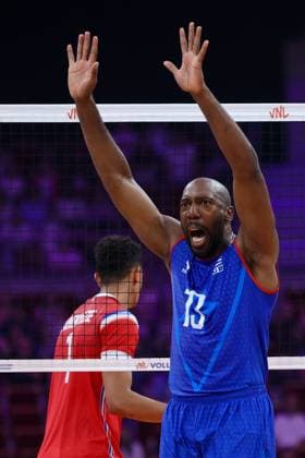 GDANSK 18.07.2025 SIATKOWKA MEZCZYZN LIGA NARODOW 2025 - GRUPA 7 - MECZ: KUBA - FRANCJA --- MENS VOLLEYBALL NATIONS LEAGUE 2025 - POOL 7 WEEK 3 - MATCH IN GDANSK: CUBA - FRANCE ROBERTLANDY SIMON ATIES FOT. ANNA KLEPACZKO FOTOPYK NEWSPIX.PL --- newspix.pl POLAND OUT! 