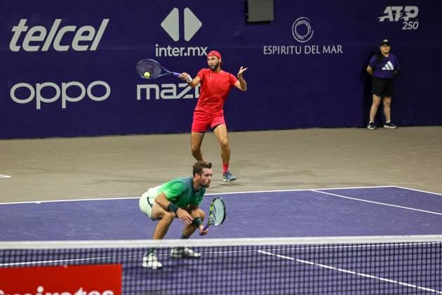 LOS CABOS TENNIS OPEN 2025 LOS CABOS TENNIS OPEN 2025 KRAJICEK GONZALEZ VS CASH TRACY 18072025 LOS CABOS, BAJA CALIFORNIA, MEXICO. Action photo of Austin Krajicek of the USA and Santiago Gonzalez of Mexico during semifinal doubles game of Los Cabos Tennis Open 2025 held at the Grand Stand of the Cabo Sports Complex of Los Cabos, Baja California, Mexico. Foto de accion de Austin Krajicek de Estados Unidos y Santiago Gonzalez de Mexico, durante juego de semifinal de singles en Los Cabos Tennis Open 2025 celebrado en el Estadio Mextenis del Cabo Sports Complex de Los Cabos, Baja California, Mexico. PHOTO BY IMAGENSHOP AGENCIA FOTOGRAFICA LOS CABOS BAJA CALIFORNIA MEXICOI Copyright: xIMAGENSHOPxAGENCIAxFOTOGRAFICAx