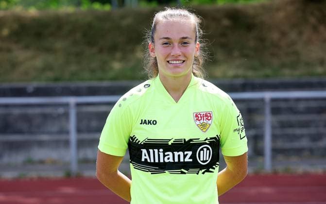 BAU Stuttgart Fußball 2.Bundesliga Fototermin Kiara Beck ; VfB Stuttgart Frauen,Porträttermin 2025 2026
