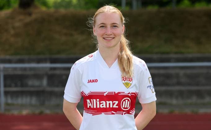 BAU Stuttgart Fußball 2.Bundesliga Fototermin Linette Hofmann ; VfB Stuttgart Frauen,Porträttermin 2025 2026