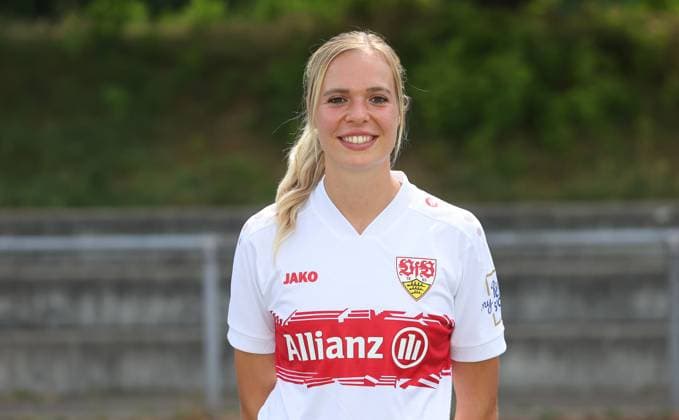BAU Stuttgart Fußball 2.Bundesliga Fototermin Janina Hechler ; VfB Stuttgart Frauen,Porträttermin 2025 2026