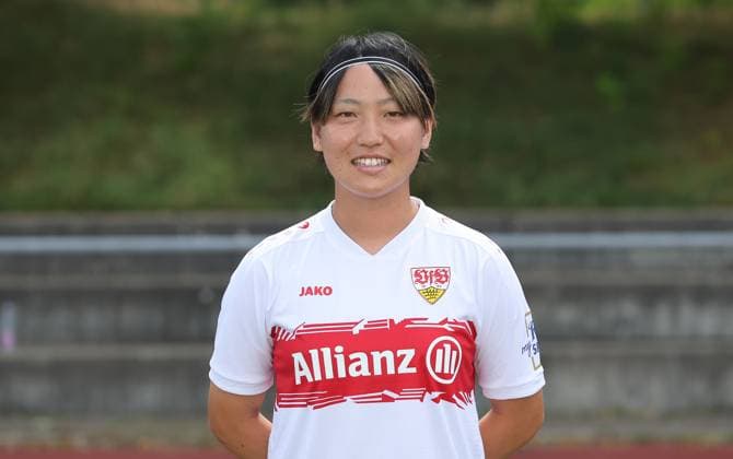 BAU Stuttgart Fußball 2.Bundesliga Fototermin Yuka Hirano ; VfB Stuttgart Frauen,Porträttermin 2025 2026