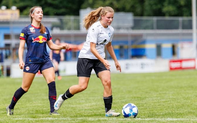 Sophie Marten (23, FFC Wacker München) beim Spiel FFC Wacker München v FC Red Bull Salzburg, Fußball, Frauen, Regionalliga Süd, 2025 2026, Testspiel am 19.07.2025 in Fürstenfeldbruck, Stadion a. d. Klosterstraße. Bayern Deutschland
