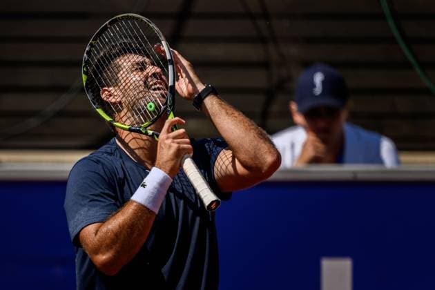 250719 Orlando Luz of Brazil looks dejected while competing in a doubles semifinal tennis match during day 7 of the Nordea Open on July 19, 2025 in Bastad. Photo: Mathilda Schuler BILDBYRAN kod MA MA0848 tennis ATP, Tennis Herren 250 nordea open bbeng semifinal depp Copyright: MATHILDAxSCHULER BB250719MA027