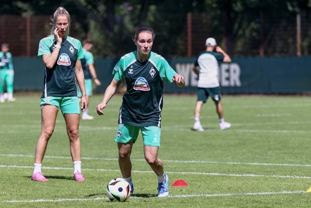 Maria Penner (SV Werder Bremen, 33) bei einer Trainingsübung, 19.07.2025, Bremen (Deutschland), Fussball, Google Pixel Frauen-Bundesliga, Training SV Werder Bremen