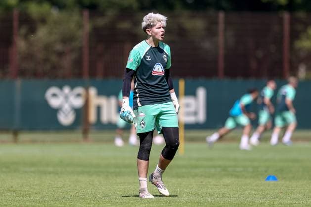 Vanessa Fischer (Torhüterin, Torwart, SV Werder Bremen, 30) ruft, brüllt, schreit, gibt Anweisungen, 19.07.2025, Bremen (Deutschland), Fussball, Google Pixel Frauen-Bundesliga, Training SV Werder Bremen