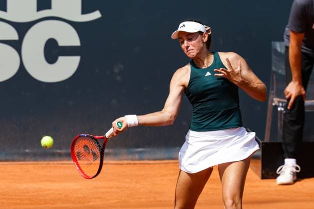 GER, Hamburg, xFSx, ATP250 Frauen-Tennistunier , MSC Hamburg Ladies Open 2025 , Halbfinale ,18.07.2025 v.l. Kaja Juvan (SLO) spielt eine Vorhand Copyright: HMBxMedia FernandoxSoares