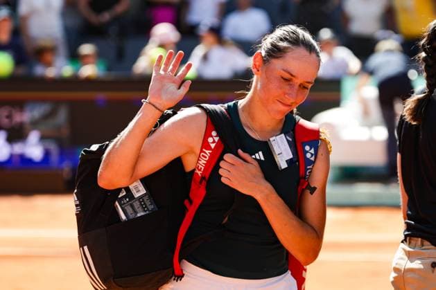 GER, Hamburg, xFSx, ATP250 Frauen-Tennistunier , MSC Hamburg Ladies Open 2025 , Halbfinale ,18.07.2025 v.l. Kaja Juvan (SLO) enttaeuscht, enttaeusch schauend, dissapointed, traurig, frustriert, frust, gefrustet Copyright: HMBxMedia FernandoxSoares