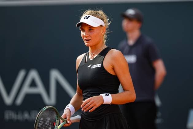 GER, Hamburg, xFSx, ATP250 Frauen-Tennistunier , MSC Hamburg Ladies Open 2025 , Halbfinale ,19.07.2025 v.l. Dayana Yastremska (UKR) enttaeuscht, enttaeusch schauend, dissapointed, traurig, frustriert, frust, gefrustet Copyright: HMBxMedia FernandoxSoares