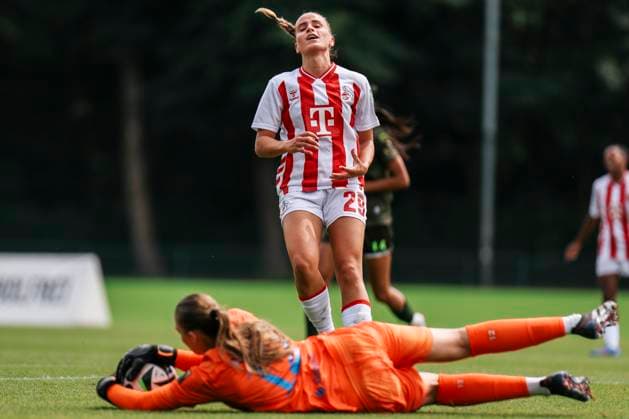 Testspiel: 1.FC Köln- OH Leuven; 19.07.2025 Vanessa Leimenstoll (1. FC Köln, 29) ist frustriert beim Testspiel: 1.FC Köln- OH Leuven; Köln, Geißbockheim am 19.07.2025 Copyright: xBEAUTIFULxSPORTS Freisenx