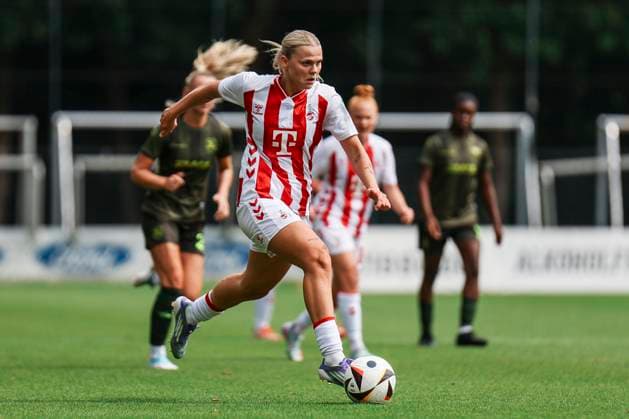 Testspiel: 1.FC Köln- OH Leuven; 19.07.2025 Julia Schiffarth (1. FC Köln, 22) am Ball beim Testspiel: 1.FC Köln- OH Leuven; Köln, Geißbockheim am 19.07.2025 Copyright: xBEAUTIFULxSPORTS Freisenx