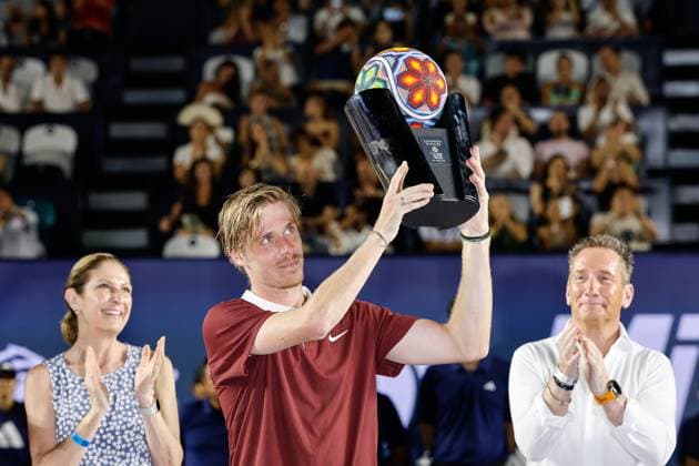LOS CABOS TENNIS OPEN 2025 LOS CABOS TENNIS OPEN 2025 KOVACEVIC VS SHAPOVALOV 19072025 LOS CABOS, BAJA CALIFORNIA, MEXICO. Action photo of Denis Shapovalov of Canada, champion of the singles tournament of Los Cabos Tennis Open 2025 held at the Mextenis Stadium of the Cabo Sports Complex of Los Cabos, Baja California, Mexico. Foto de accion de Denis Shapovalov de Canada, campeon del torneo de singles en Los Cabos Tennis Open 2025 celebrado en el Estadio Mextenis del Cabo Sports Complex de Los Cabos, Baja California, Mexico. LOS CABOS BAJA CALIFORNIA MEXICO Copyright: xIMAGENSHOPxAGENCIAxFOTOGRAFICAx