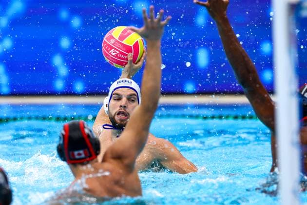 Sport Bilder des Tages Francesco Iudean of Romania Romania v Canada, Water polo, Wasserball Singapore 2025 World Aquatics Championships, OCBC Aquatic Centre, July 20, 2025, Singapore, Singapore.