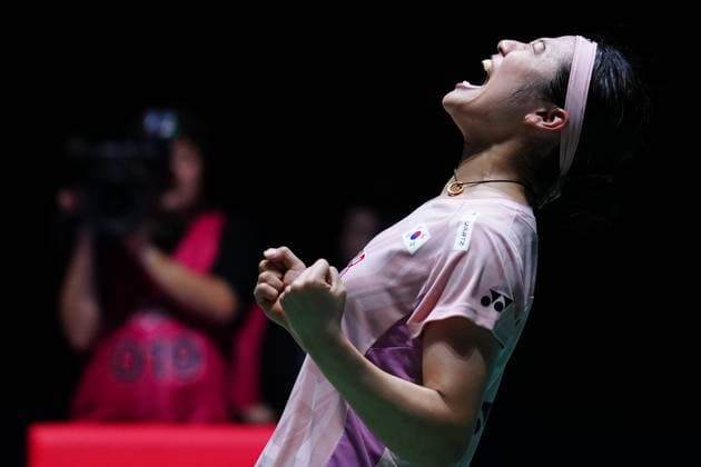 Sport Bilder des Tages (250720) -- TOKYO, July 20, 2025 -- An Se Young celebrates after winning the women s singles final match between Wang Zhiyi of China and An Se Young of South Korea at the Japan Badminton Open 2025 in Tokyo, Japan, July 20, 2025. ) (SP)JAPAN-TOKYO-BADMINTON-JAPAN OPEN 2025-WOMEN S SINGLES-FINAL JiaxHaocheng 