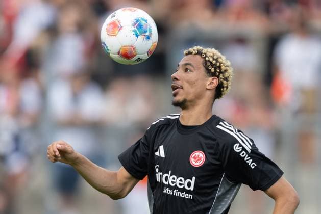 FSV Frankfurt - Eintracht Frankfurt, Testspiel Hugo Ekitike (Eintracht Frankfurt, 11). Testspiel zwischen dem FSV Frankfurt und Eintracht Frankfurt am 19. Juli 2025 in der PSD-Bank-Arena in Frankfurt am Main., Frankfurt am Main Hessen Deutschland Deutsche Bank Park