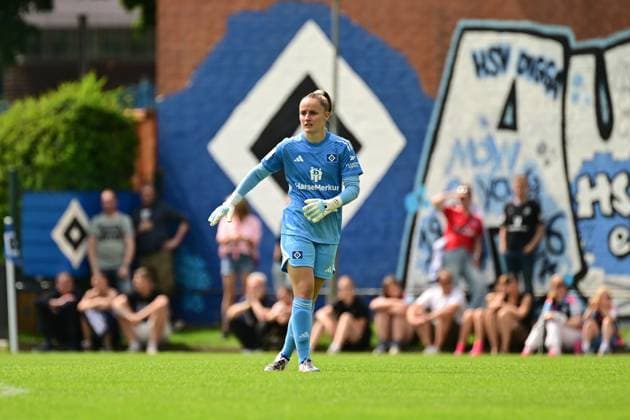 Fußball I Frauen I Saison 2025-2026 I Testspiel I Hamburger SV - Holstein Kiel I 20.07.2025 Laura Sieger (18, Hamburger SV) Hamburg Paul Hauenschild Sportanlage Hamburg Deutschland Copyright: xLobeca FelixxSchlikisx