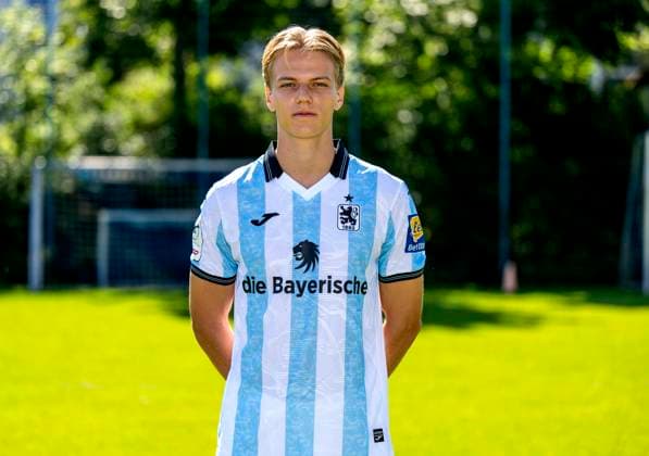 20.07.2025, Fussball 3. Liga 2025 2026, TSV 1860 München, Porträttermin 2025 2026 an der Grünwalderstrasse, München. Clemens Lippmann; TSV 1860 München