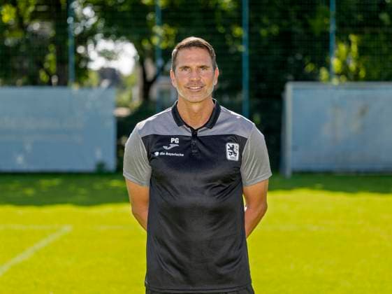 20.07.2025, Fussball 3. Liga 2025 2026, TSV 1860 München, Porträttermin 2025 2026 an der Grünwalderstrasse, München. Trainer Patrick Glöckner; TSV 1860 München