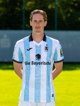 20.07.2025, Fussball 3. Liga 2025 2026, TSV 1860 München, Porträttermin 2025 2026 an der Grünwalderstrasse, München. Justin Steinkötter; TSV 1860 München