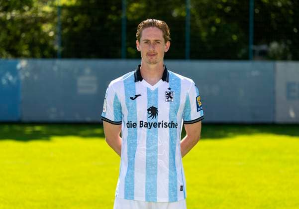 20.07.2025, Fussball 3. Liga 2025 2026, TSV 1860 München, Porträttermin 2025 2026 an der Grünwalderstrasse, München. Justin Steinkötter; TSV 1860 München