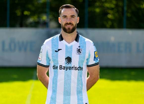 20.07.2025, Fussball 3. Liga 2025 2026, TSV 1860 München, Porträttermin 2025 2026 an der Grünwalderstrasse, München. Morris Schröter; TSV 1860 München