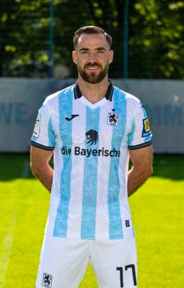 20.07.2025, Fussball 3. Liga 2025 2026, TSV 1860 München, Porträttermin 2025 2026 an der Grünwalderstrasse, München. Morris Schröter; TSV 1860 München