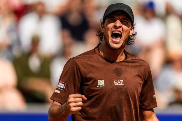 250720 Luciano Darderi of Italy competes in the singel final tennis match during day 8 on July 20, 2025 in Bastad. Photo: Mathilda Schuler BILDBYRAN kod MA MA0849 tennis ATP, Tennis Herren 250 nordea open bbeng Copyright: MATHILDAxSCHULER BB250720MA064