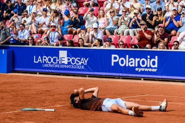 250720 Luciano Darderi of Italy celebrates after the singel final tennis match during day 8 on July 20, 2025 in Bastad. Photo: Mathilda Schuler BILDBYRAN kod MA MA0849 tennis ATP, Tennis Herren 250 nordea open bbeng jubel Copyright: MATHILDAxSCHULER BB250720MA065