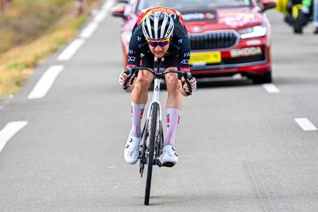 Tour de France 2025 Stage 15 CARCASSONNE, FRANCE - JULY 20 : Wellens Tim (BEL) of UAE Team Emirates - XRG alone in the escape pack during stage 15 of the 112th edition of Tour de France an UCI World Tour 2.UWT cycling road race stage for Men Elite of 169 km with start in Muret and finish in Carcassonne on July 20, 2025 in Carcassonne, France, 20 07 2025 ( Motordriver Kenny Verfaillie - Carcassonne France  Copyright: xJanxDexMeuleneirx