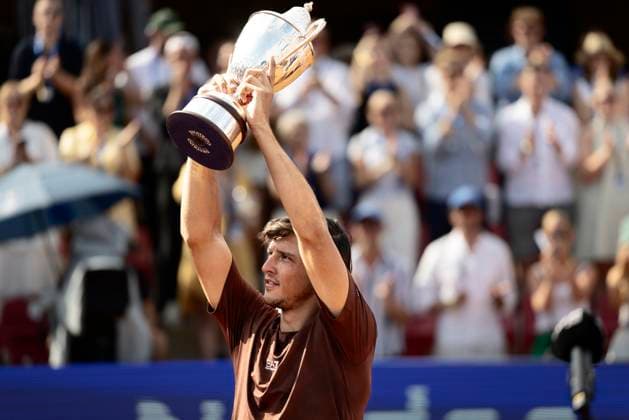 Luciano Darderi, Italy, wins Sunday s men s singles final against Jesper de Jong, Netherlands, during the Nordea Open tennis tournament in Bastad, , Sweden on July 20 2025. BASTAD SWEDEN x9200x