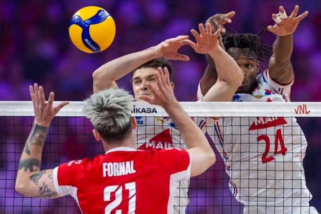 Men s Volleyball Nations League 2025 Theo Faure, Mousse Gueye during Men s Volleyball Nations League 2025 match between France and Poland in Gdansk, Poland on July 20, 2025. Gdansk Poland  Copyright: xAndrzejxIwanczukx originalFilename:iwanczuk-mensvoll250720_npJB6.jpg