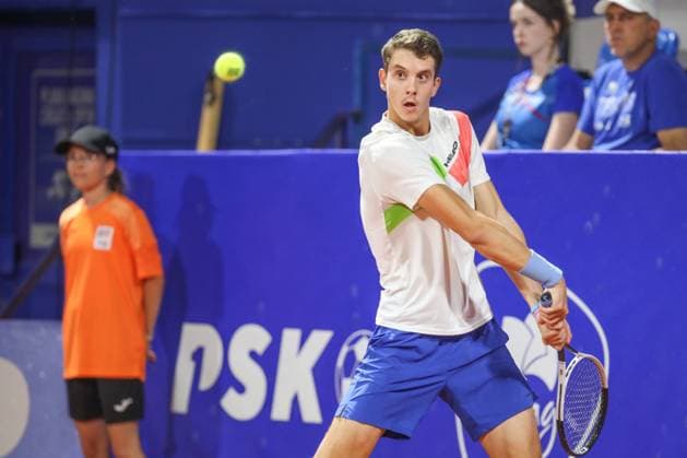 Craotia, Umag, 200725. 35th Plava Laguna Croatia Open Umag. First round of the main tennis tournament, Matej Dodig - Francesco Passaro. Photo: Goran Sebelic CROPIX Copyright: xxGoranxSebelicx xCROPIXx dodig_passaro01-200725