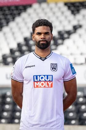 SSV Ulm 1846 Fußball; 3. Liga, Porträttermin 2025 2026 49 Andre Becker; SSV Ulm 1846 Fußball; 3. Liga, Porträttermin 2025 2026 Foto: Lucca Fundel Ulm Donaustadion Ulm Baden-Württemberg Deutschland