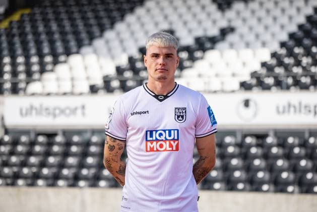 SSV Ulm 1846 Fußball; 3. Liga, Porträttermin 2025 2026 32 Niklas Kölle; SSV Ulm 1846 Fußball; 3. Liga, Porträttermin 2025 2026 Foto: Lucca Fundel Ulm Donaustadion Ulm Baden-Württemberg Deutschland
