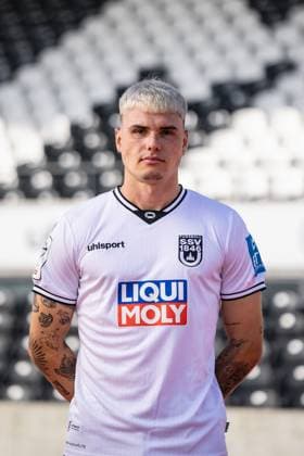 SSV Ulm 1846 Fußball; 3. Liga, Porträttermin 2025 2026 32 Niklas Kölle; SSV Ulm 1846 Fußball; 3. Liga, Porträttermin 2025 2026 Foto: Lucca Fundel Ulm Donaustadion Ulm Baden-Württemberg Deutschland