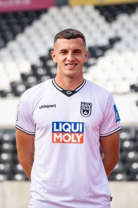 SSV Ulm 1846 Fußball; 3. Liga, Porträttermin 2025 2026 22 Aleksander Kahvic; SSV Ulm 1846 Fußball; 3. Liga, Porträttermin 2025 2026 Foto: Lucca Fundel Ulm Donaustadion Ulm Baden-Württemberg Deutschland