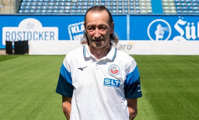 Andy Thiem, FC Hansa Rostock, 3. Liga, Fußball, Portraittermin 2025 2026 Zeugwart Andy Thiem (FC Hansa Rostock) beim Potraitfototermin im Ostseestadion. Rostock Ostseestadion Mecklenburg-Vorpommern Deutschland
