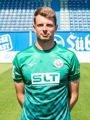 Benjamin Uphoff, FC Hansa Rostock, 3. Liga, Fußball, Portraittermin 2025 2026 Torwart Benjamin Uphoff (FC Hansa Rostock) beim Potraitfototermin im Ostseestadion. Rostock Ostseestadion Mecklenburg-Vorpommern Deutschland